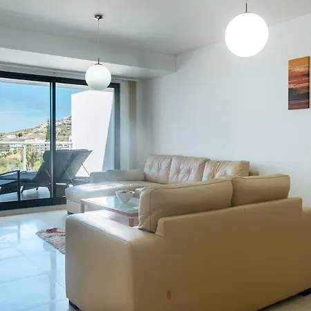 Апартаменты Guestready - A Splendid Sea-view *