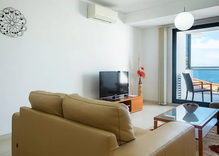 Guestready - A Splendid Sea-view Canico (Madeira)