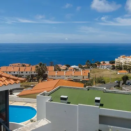 Guestready - A Splendid Sea-view Apartman Caniço